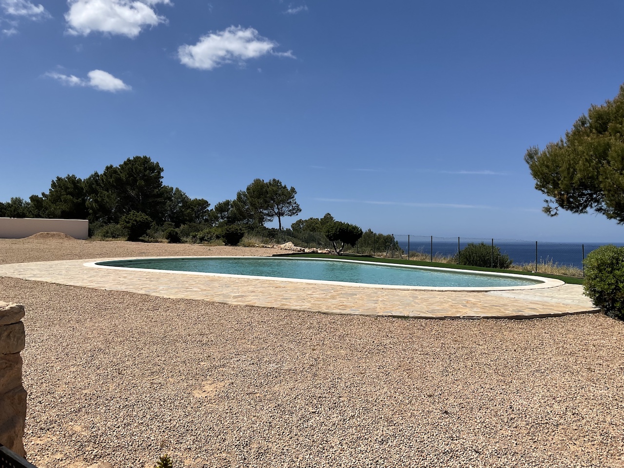 Resa estates huis huren for rent Cala Tarida Pool.jpg